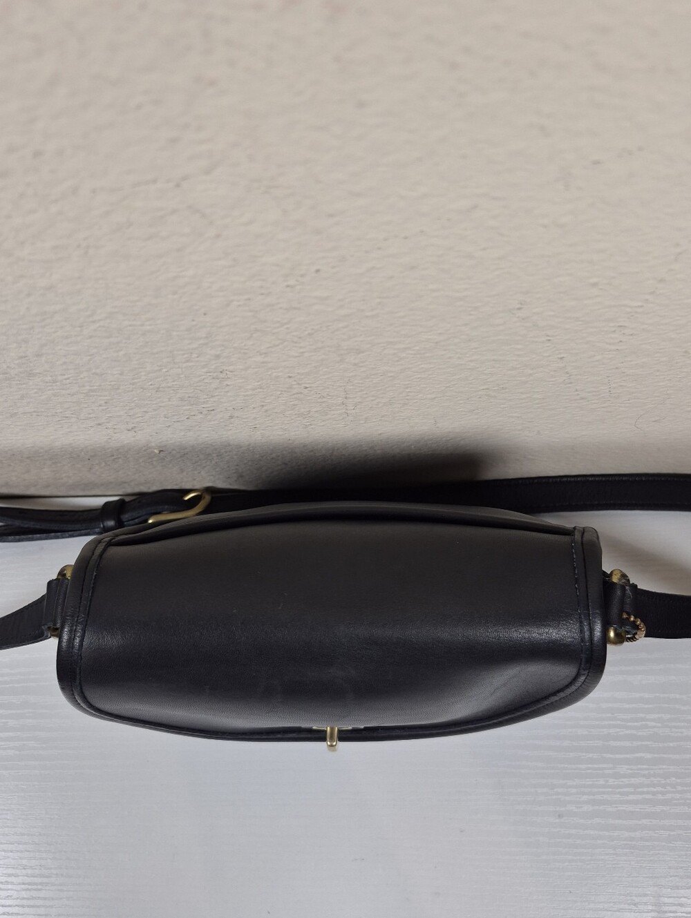 Vintage Coach Navy Watson Bag #9981 - Picture 7 of 15